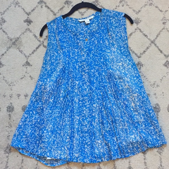 Blue and White DvF blouse - Picture 1 of 3